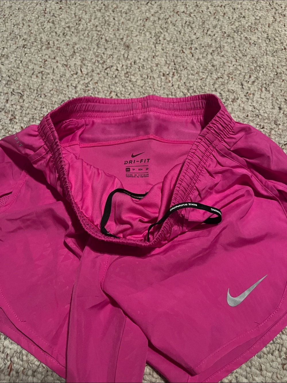 NWOT Nike Tempo Shorts - Picture 3 of 5